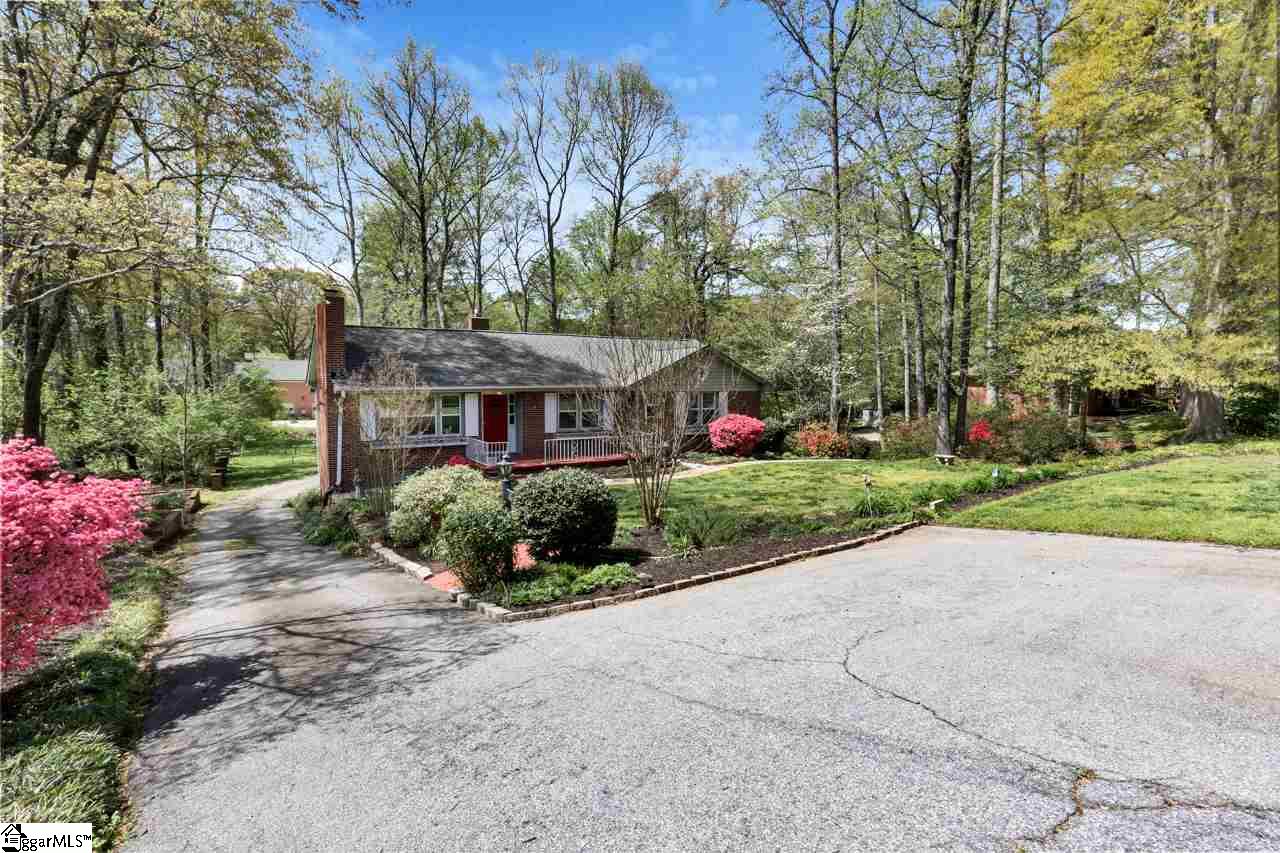 6 Berryhill Road Greenville, SC 29615 - Photo 2 of 36 Gallery Image 2