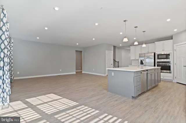 $698,990 | 10602 Starfire Lane, Waldorf, MD 20603