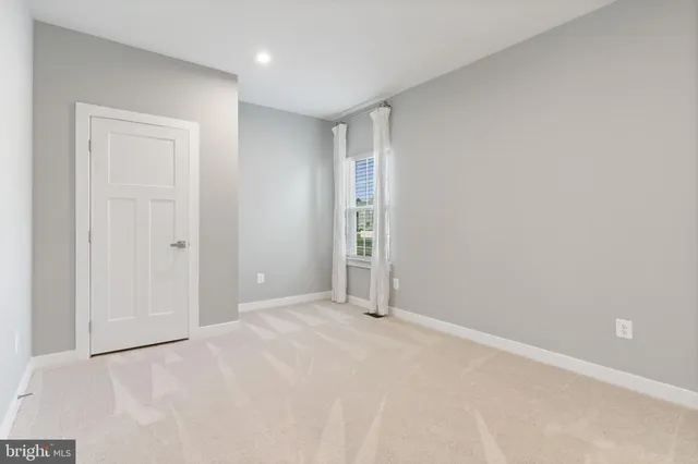 $698,990 | 10602 Starfire Lane, Waldorf, MD 20603