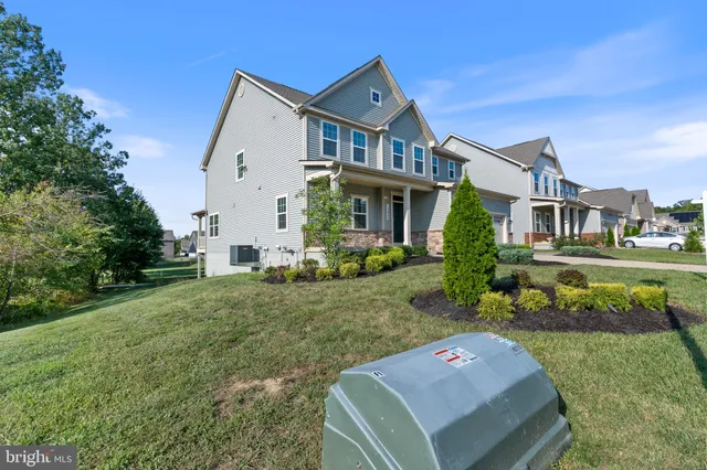 $698,990 | 10602 Starfire Lane, Waldorf, MD 20603