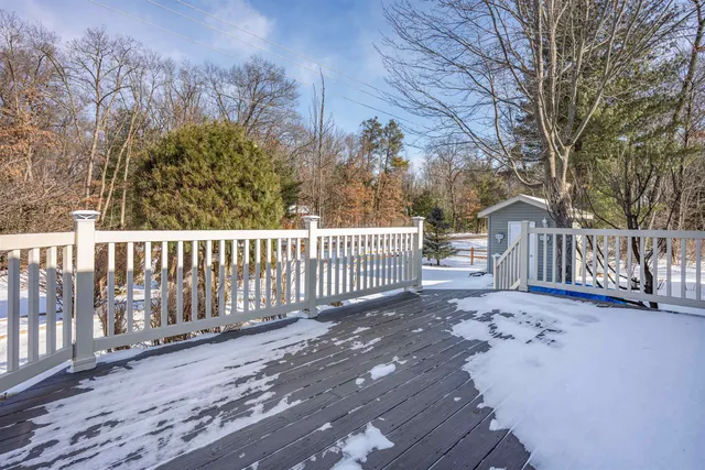 $370,000 | 399 Oakbrook Drive, Wisconsin Dells, WI 53965