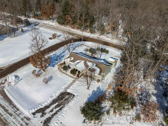 $370,000 | 399 Oakbrook Drive, Wisconsin Dells, WI 53965