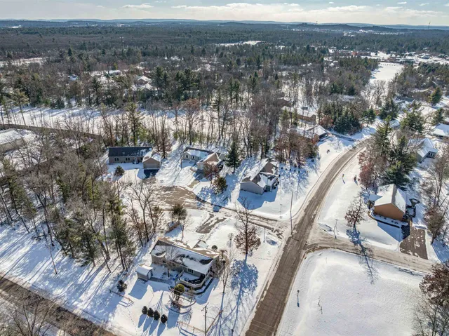 $370,000 | 399 Oakbrook Drive, Wisconsin Dells, WI 53965