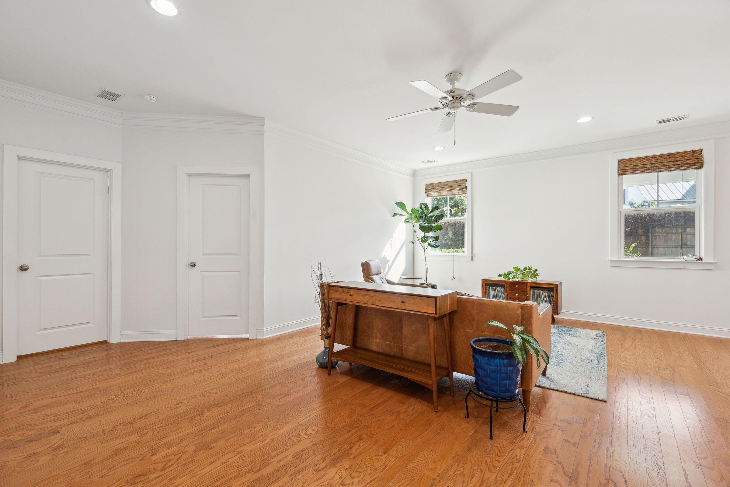 716 Muirhead Road Mount Pleasant, SC 29464 - Photo 19 of 67 20_716MuirheadRd-KeenEyeMarketing-020