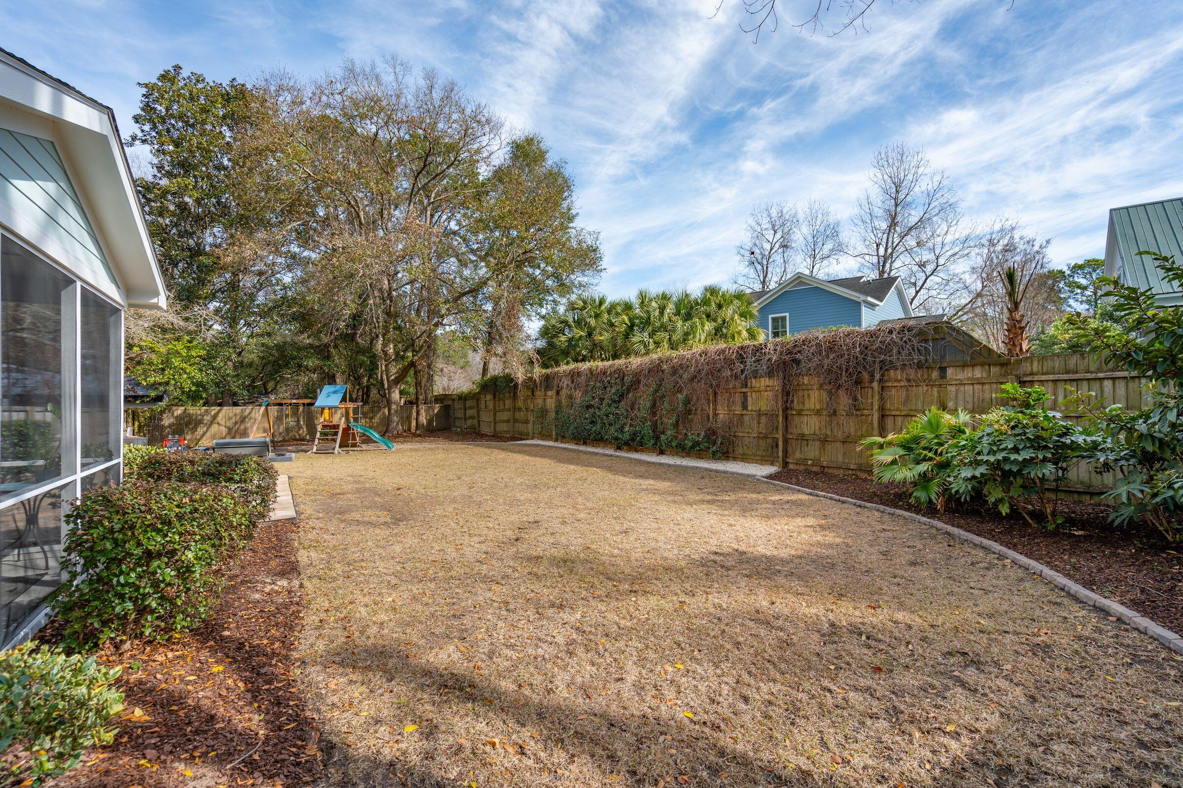 716 Muirhead Road Mount Pleasant, SC 29464 - Photo 51 of 67 52_716MuirheadRd-KeenEyeMarketing-052