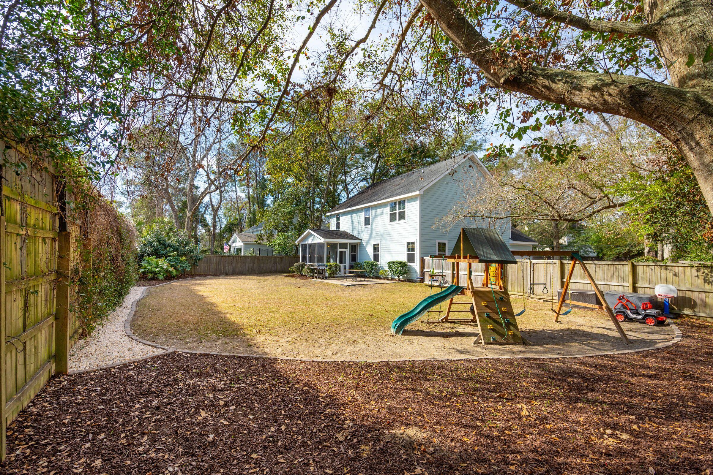 716 Muirhead Road Mount Pleasant, SC 29464 - Photo 56 of 67 57_716MuirheadRd-KeenEyeMarketing-056