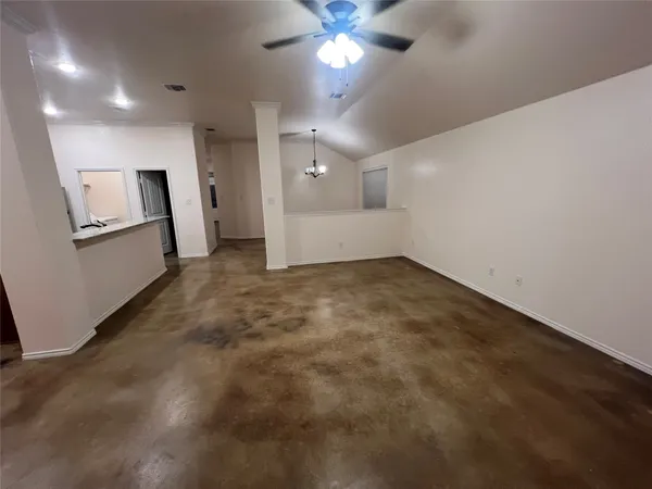 $2,100 | 1012 Damascus Drive, Belton, TX 76513