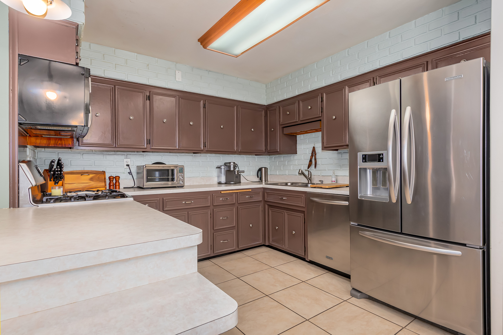 430 West Gartner Road Naperville, IL 60540 - Photo 10 of 27