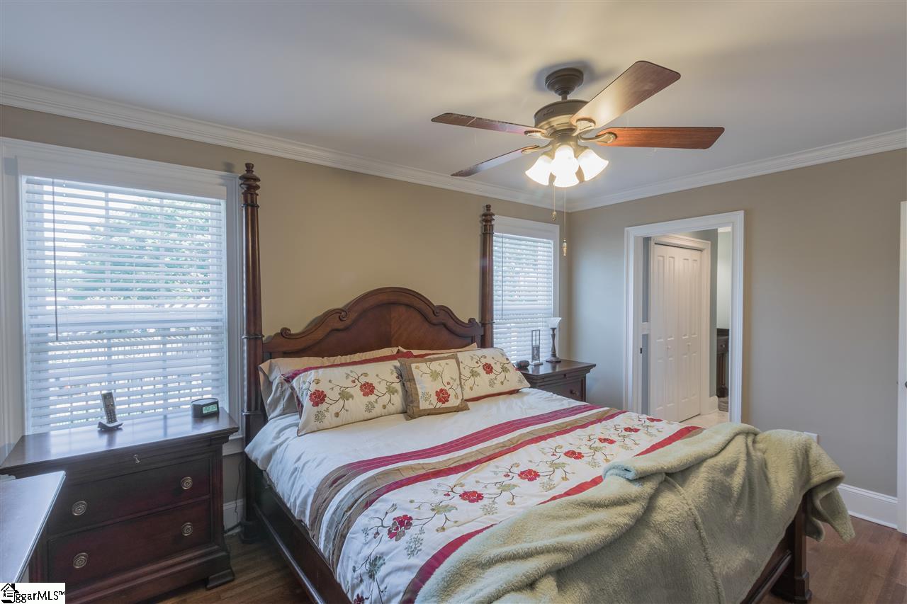 205 East Faris Road Greenville, SC 29605 - Photo 18 of 36 Master on Main!