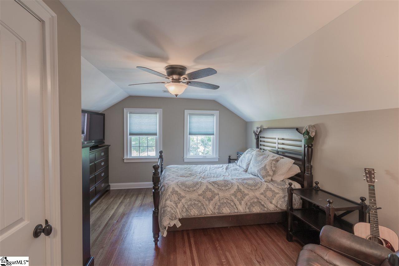 205 East Faris Road Greenville, SC 29605 - Photo 19 of 36 3 Bedroom - 2nd Level