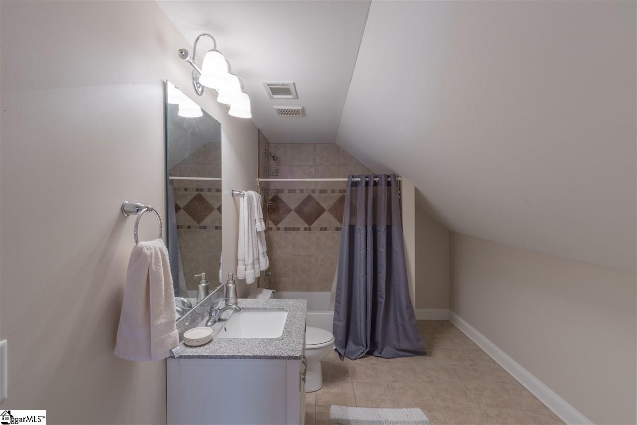 205 East Faris Road Greenville, SC 29605 - Photo 23 of 36 Full Bath