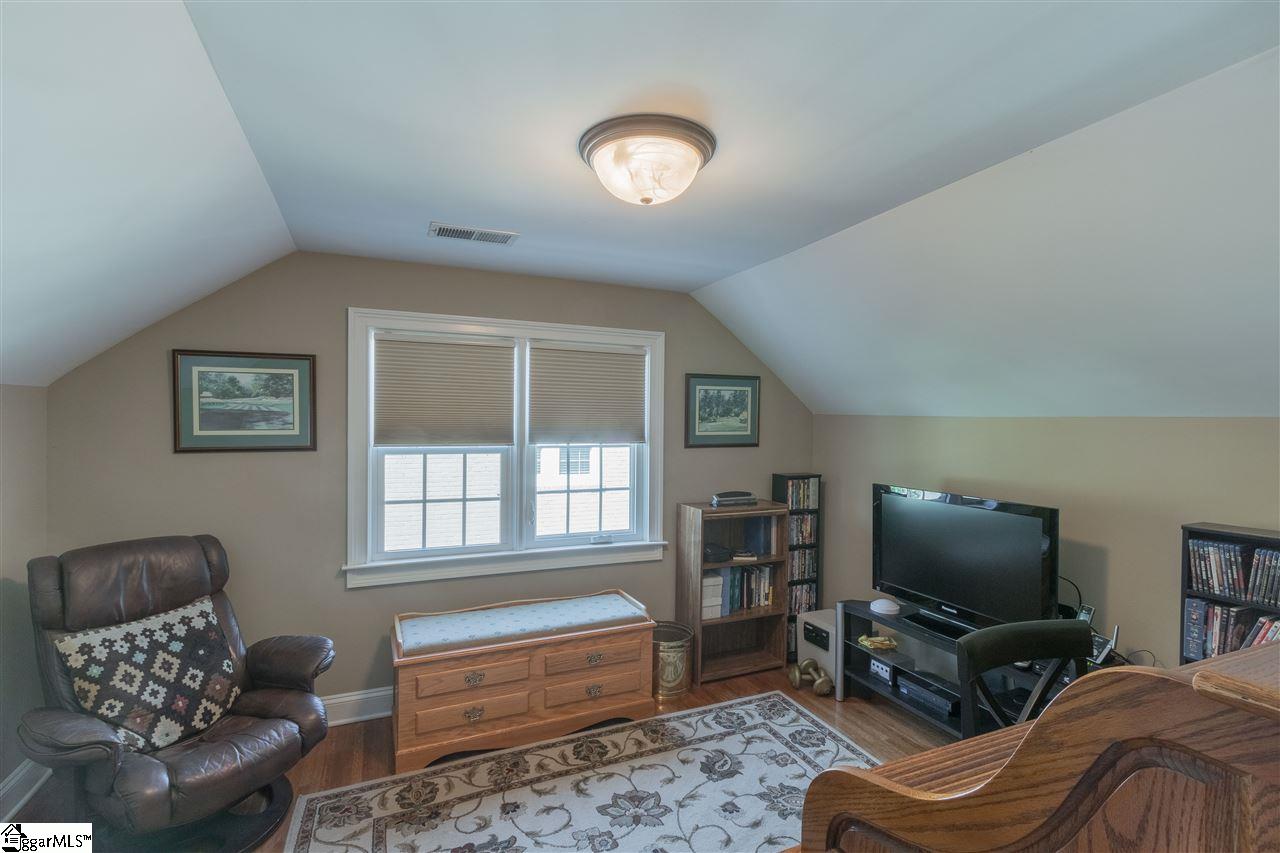 205 East Faris Road Greenville, SC 29605 - Photo 24 of 36 4th Bedroom/Office - Upstairs
