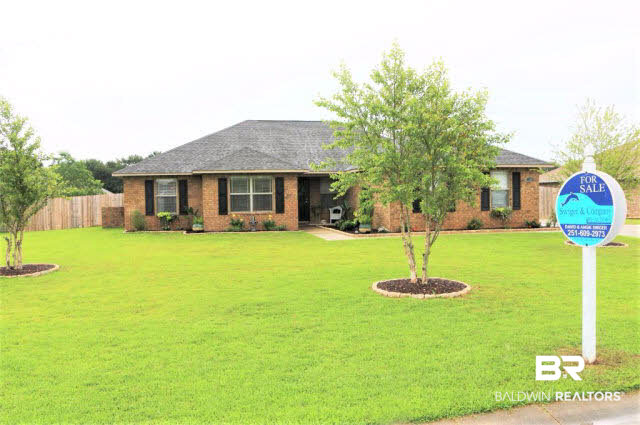 138 Meadow Run Loop West Foley, AL 36535 - Photo 4 of 24 Beautiful brick home with GREAT curb appeal!