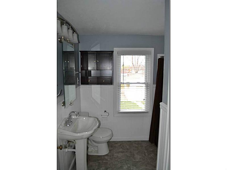 1152 Eckert Road Monaca, PA 15061 - Photo 10 of 16 Full Bath. Completely redone.