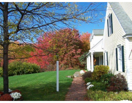 281 Harvard Road Bolton, MA 01740 - Photo 15 of 16 Gallery Image 15