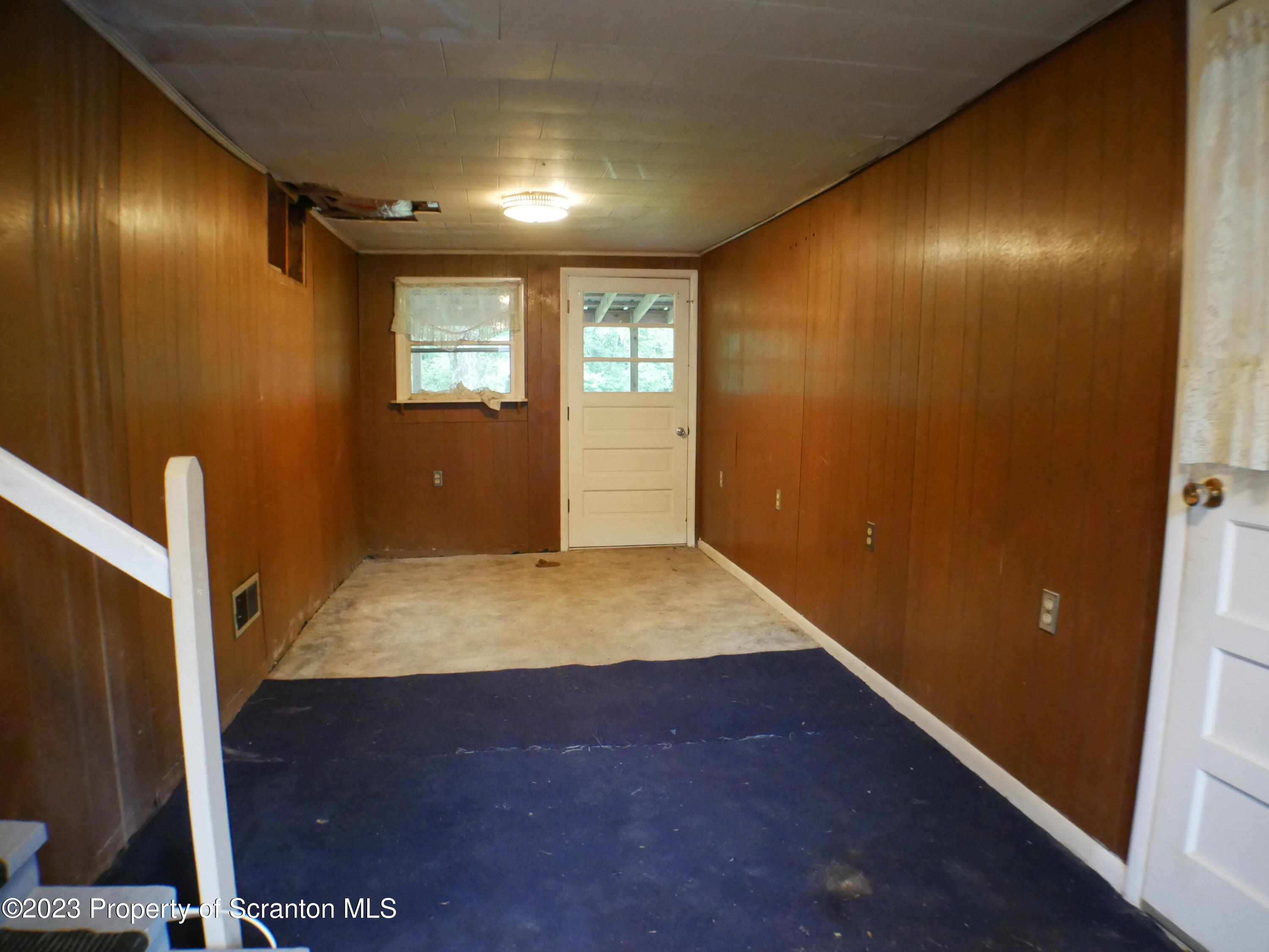 178 Pierce Road Carbondale, PA 18407 - Photo 17 of 30 Mudroom