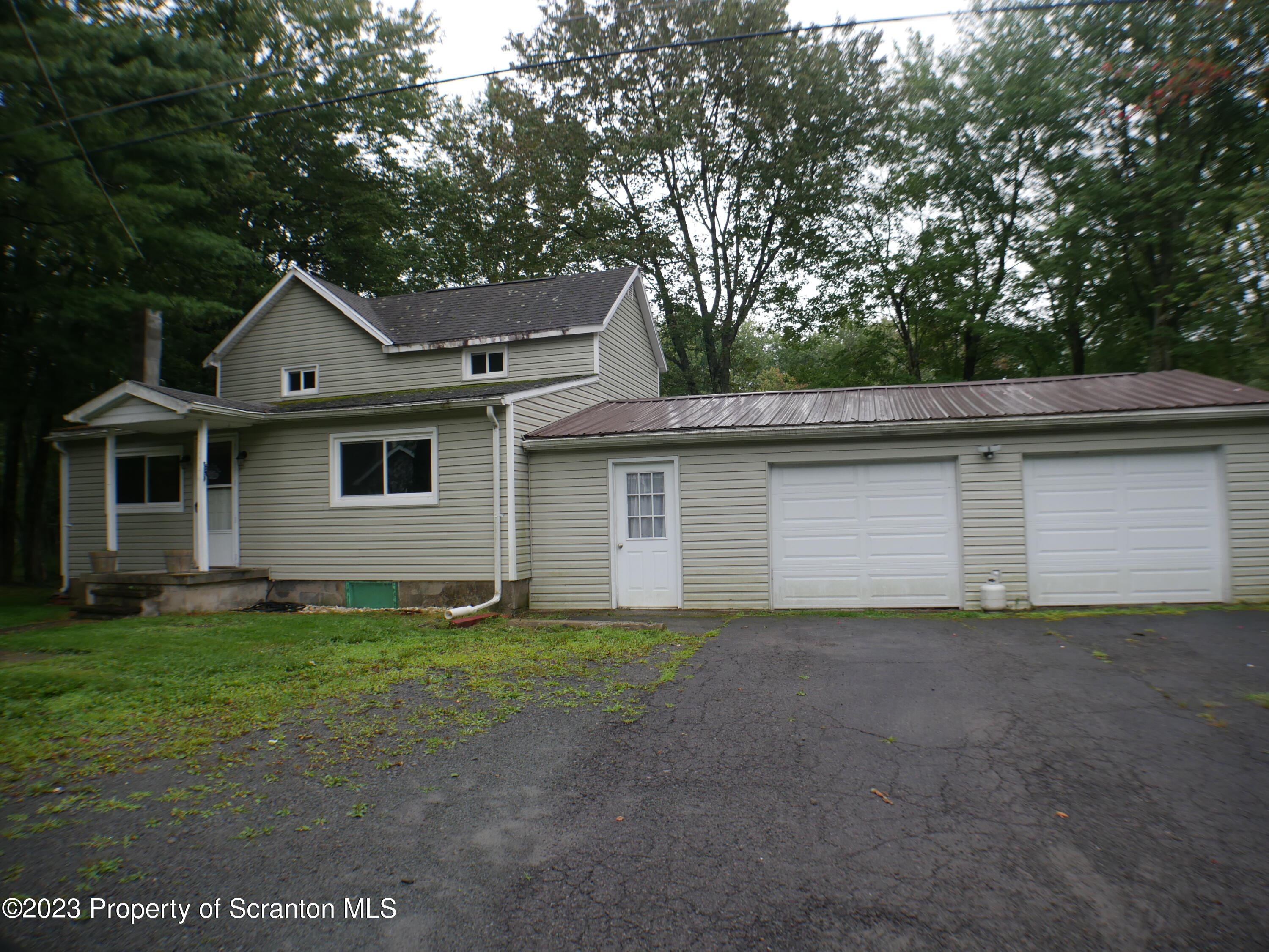 178 Pierce Road Carbondale, PA 18407 - Photo 28 of 30 Front