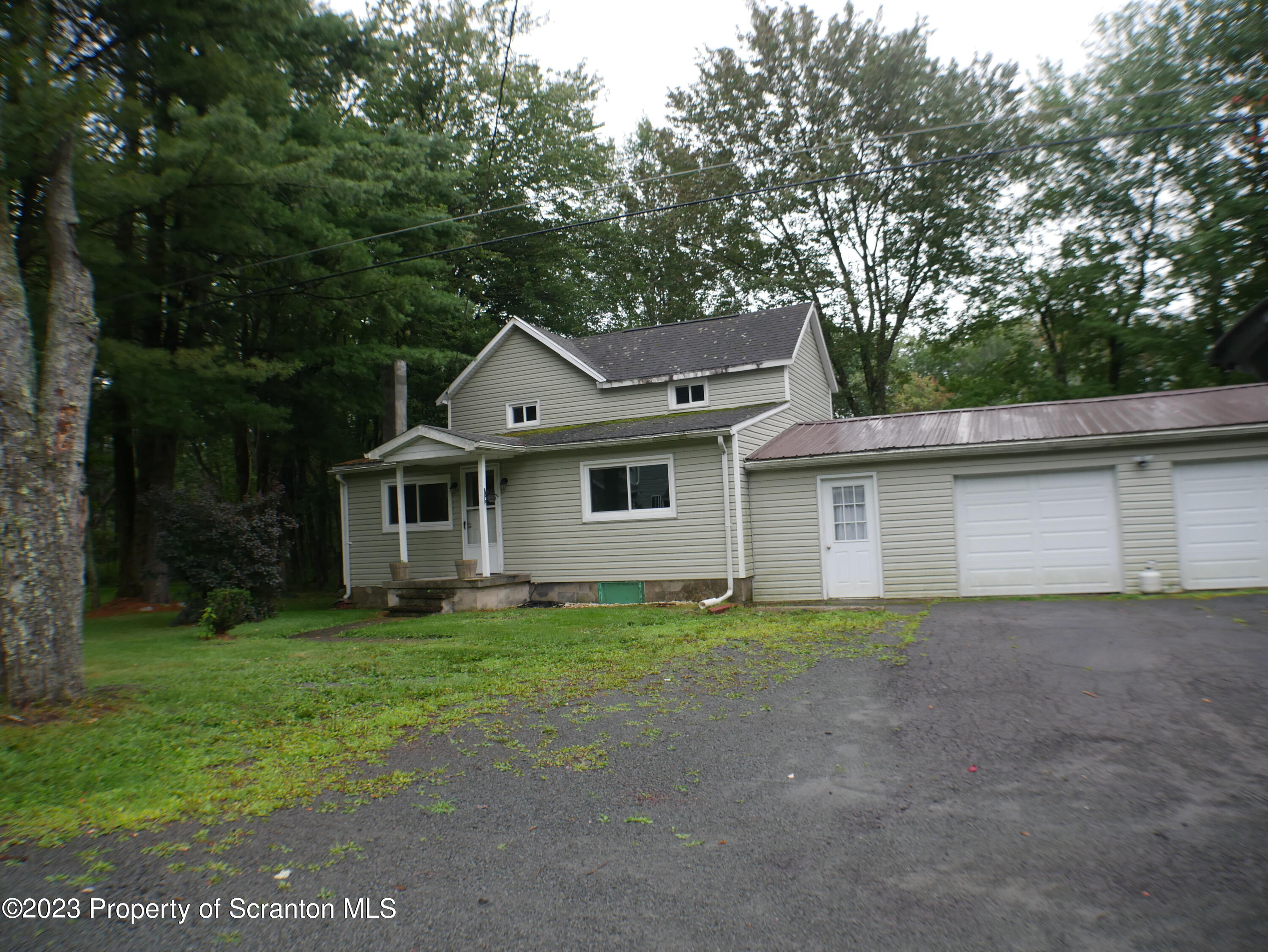 178 Pierce Road Carbondale, PA 18407 - Photo 30 of 30 Front