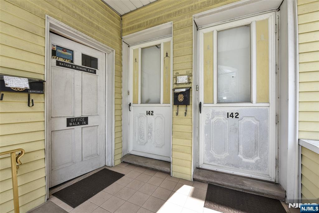 142 South Main Street Hackensack, NJ 07601 - Photo 2 of 33