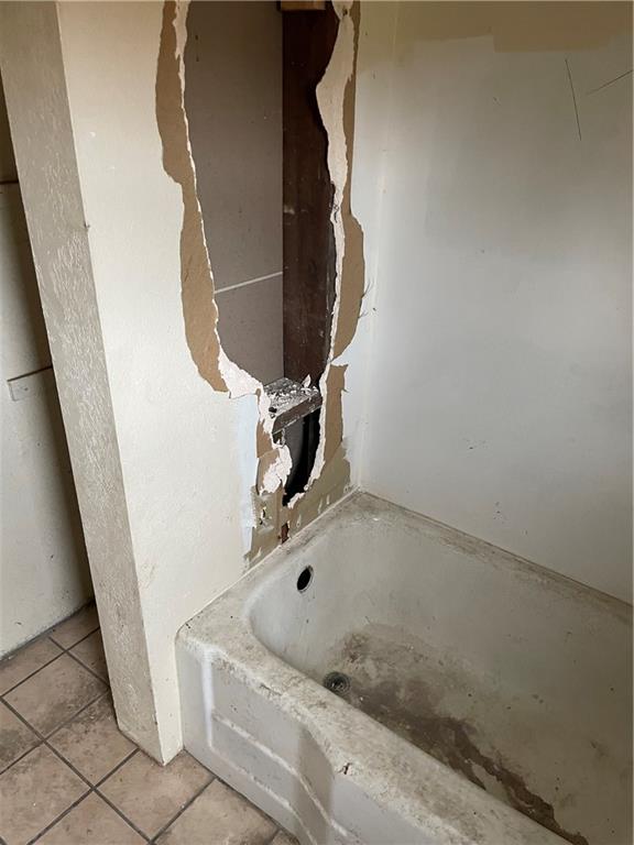 2851 Mt Troy Road Pittsburgh, PA 15212 - Photo 11 of 19 a bathroom with a tub