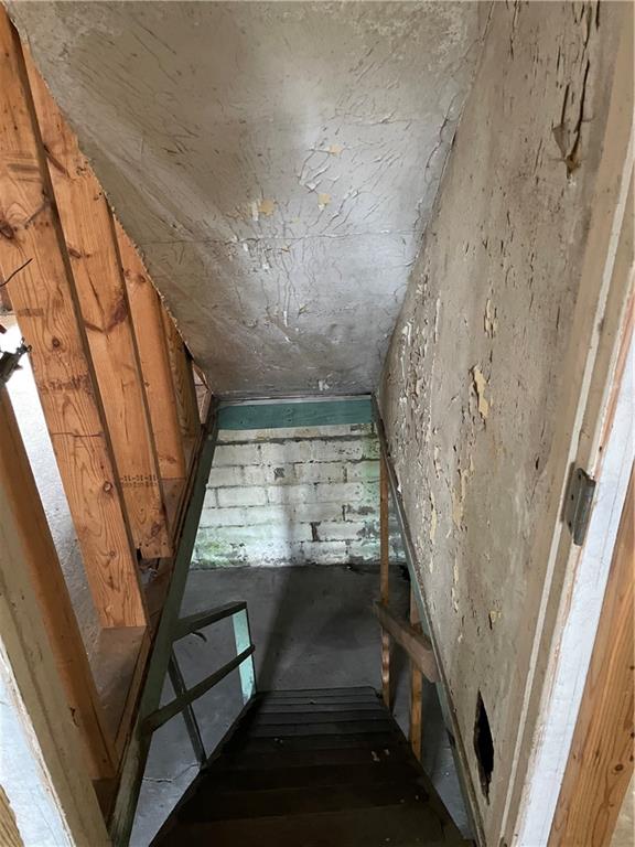 2851 Mt Troy Road Pittsburgh, PA 15212 - Photo 15 of 19