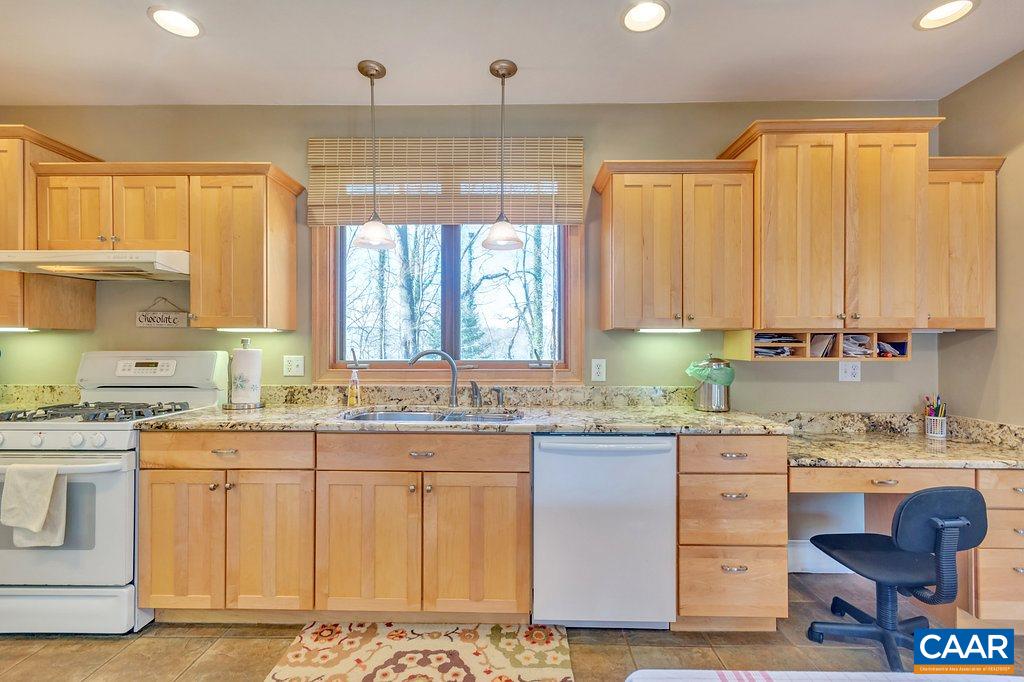 2511 Brunswick Road Charlottesville, VA 22903 - Photo 12 of 43 Gallery Image 12