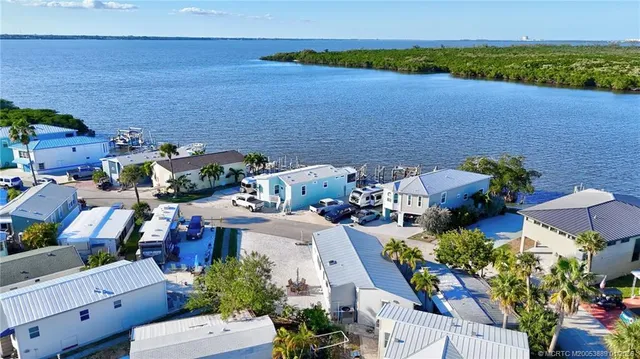$229,000 | 462 Nettles Boulevard, Jensen Beach, FL 34957