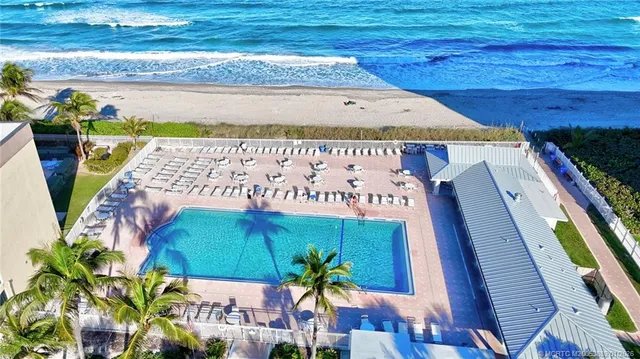 $229,000 | 462 Nettles Boulevard, Jensen Beach, FL 34957