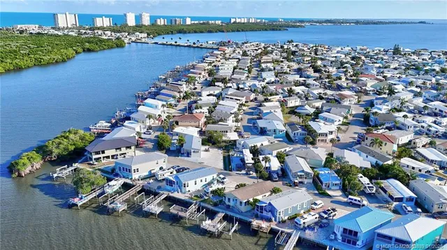 $229,000 | 462 Nettles Boulevard, Jensen Beach, FL 34957