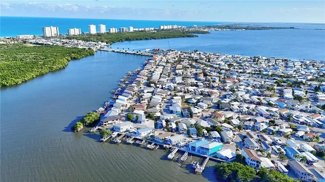 $229,000 | 462 Nettles Boulevard, Jensen Beach, FL 34957