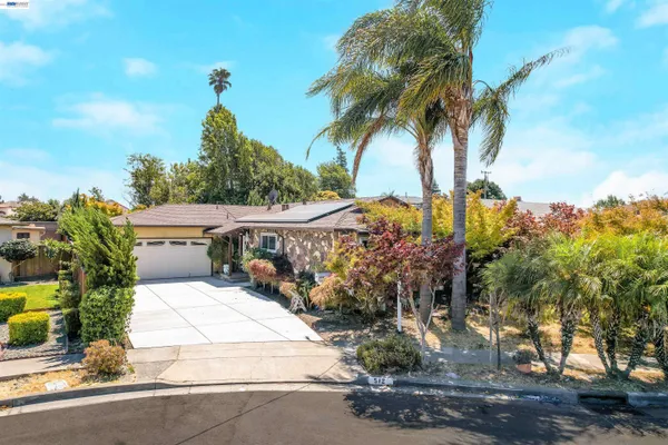 $1,299,999 | 512 Teasdale Place, Hayward, CA 94544