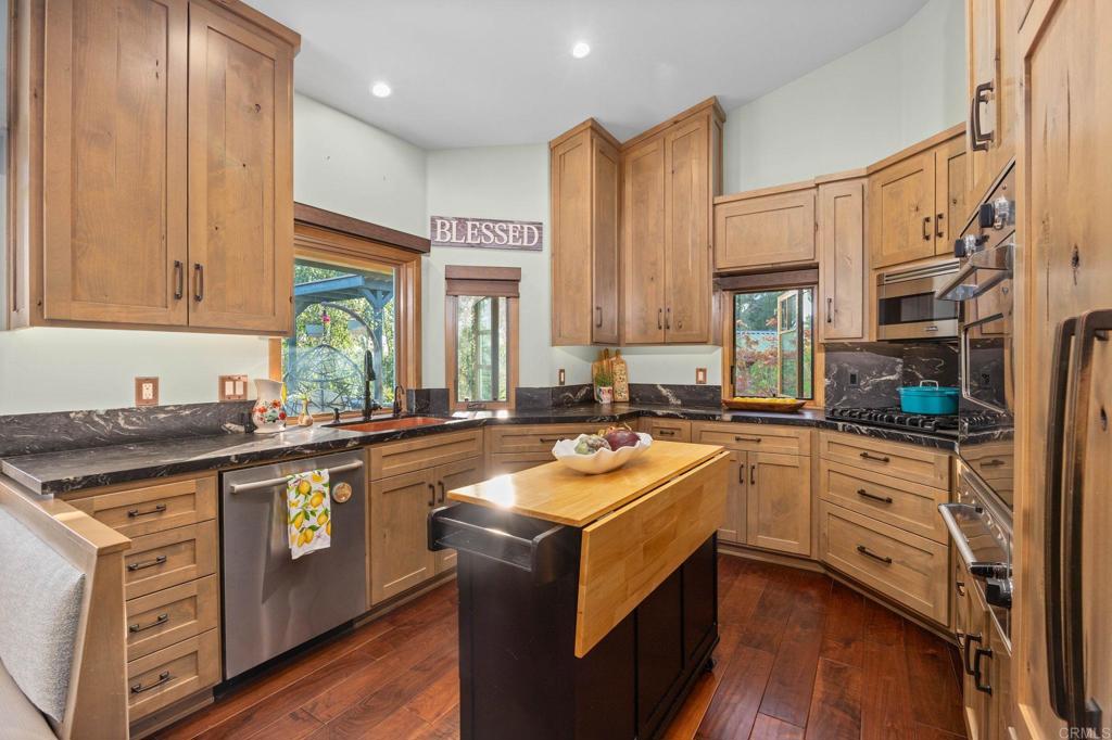 1818 Avocado Road Oceanside, CA 92054 - Photo 13 of 47