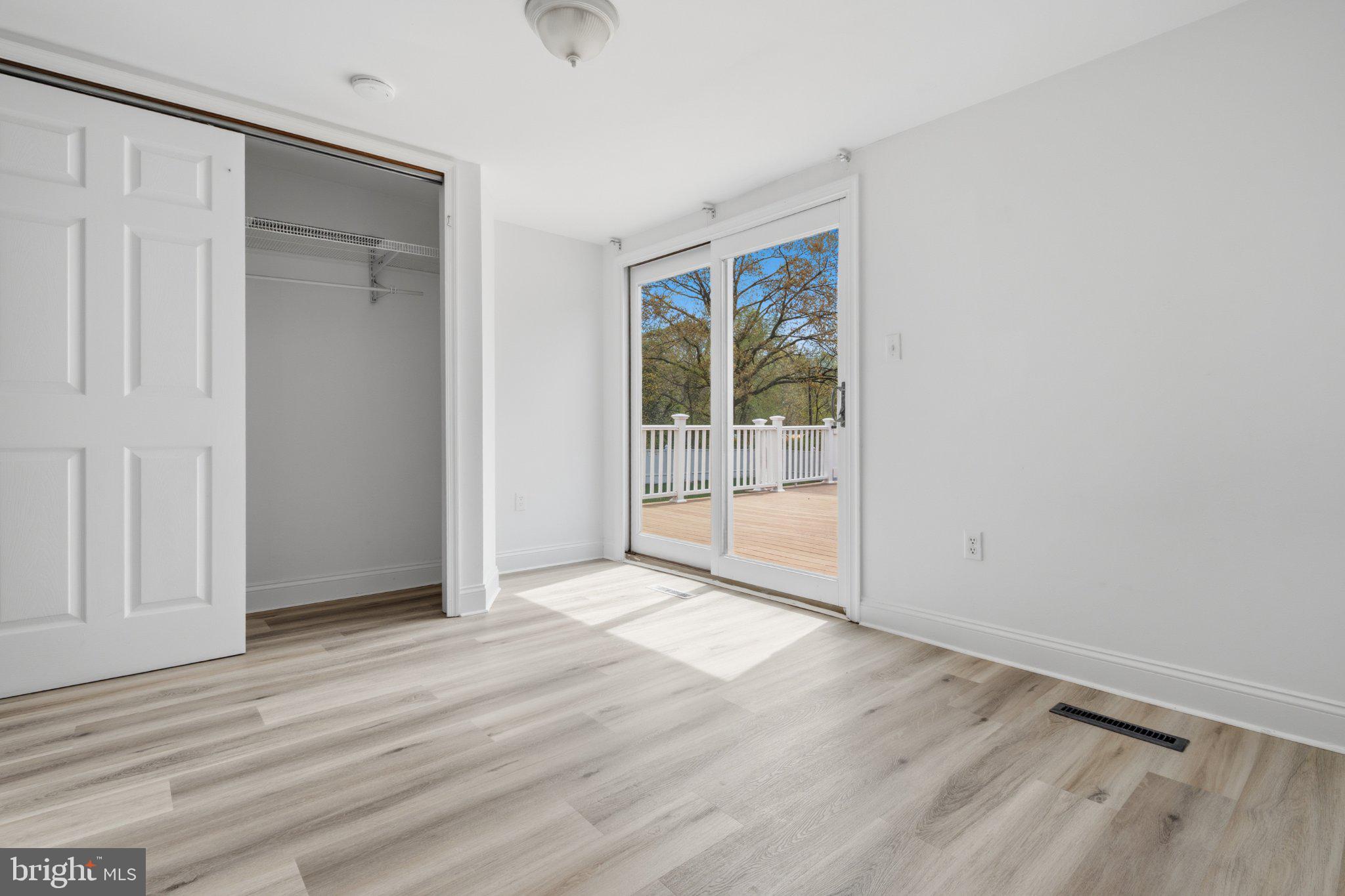 28 Hartford Road Delran, NJ 08075 - Photo 11 of 27 Bright and airy room with outdoor access.
