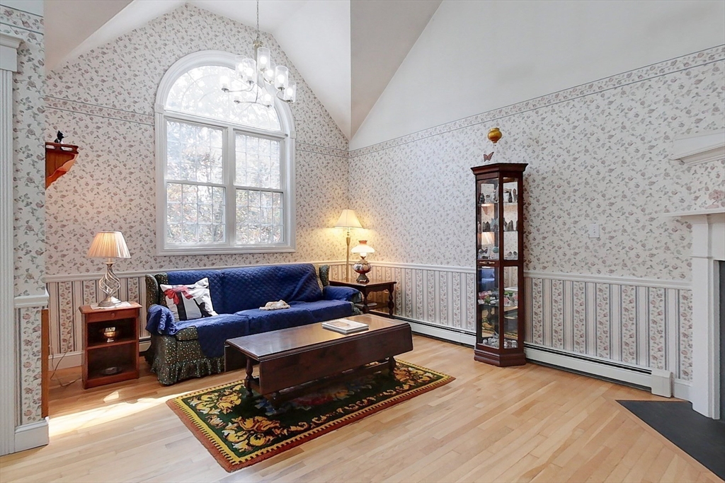 220 River Road Lowell, MA 01852 - Photo 4 of 35 Gallery Image 4