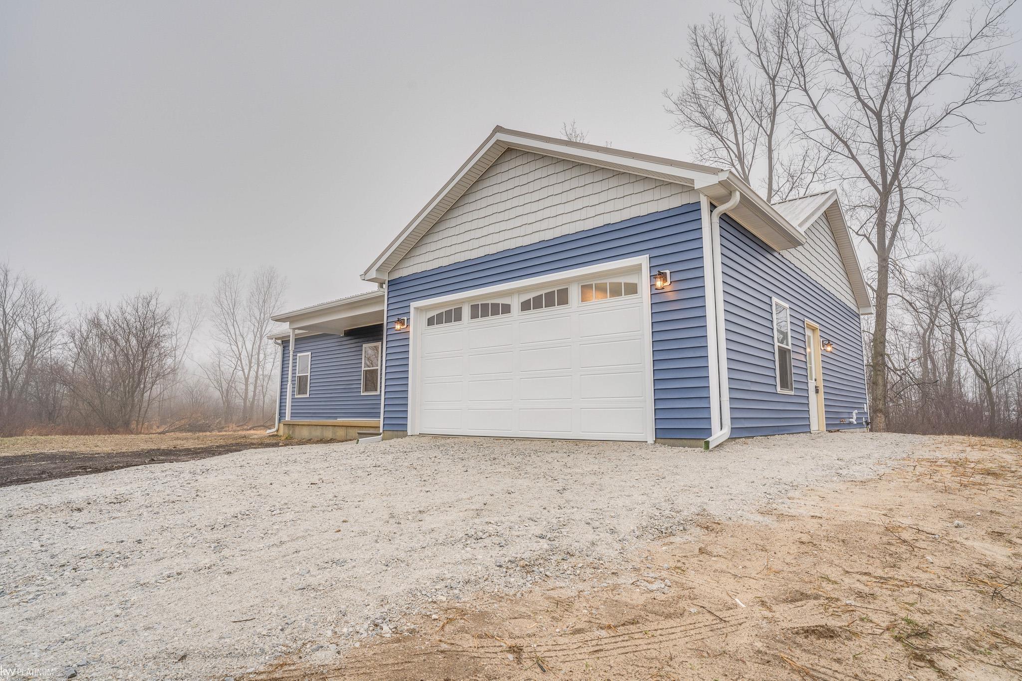 7510 Avoca Road Avoca, MI 48006 - Photo 2 of 29 50098872-1.JPG