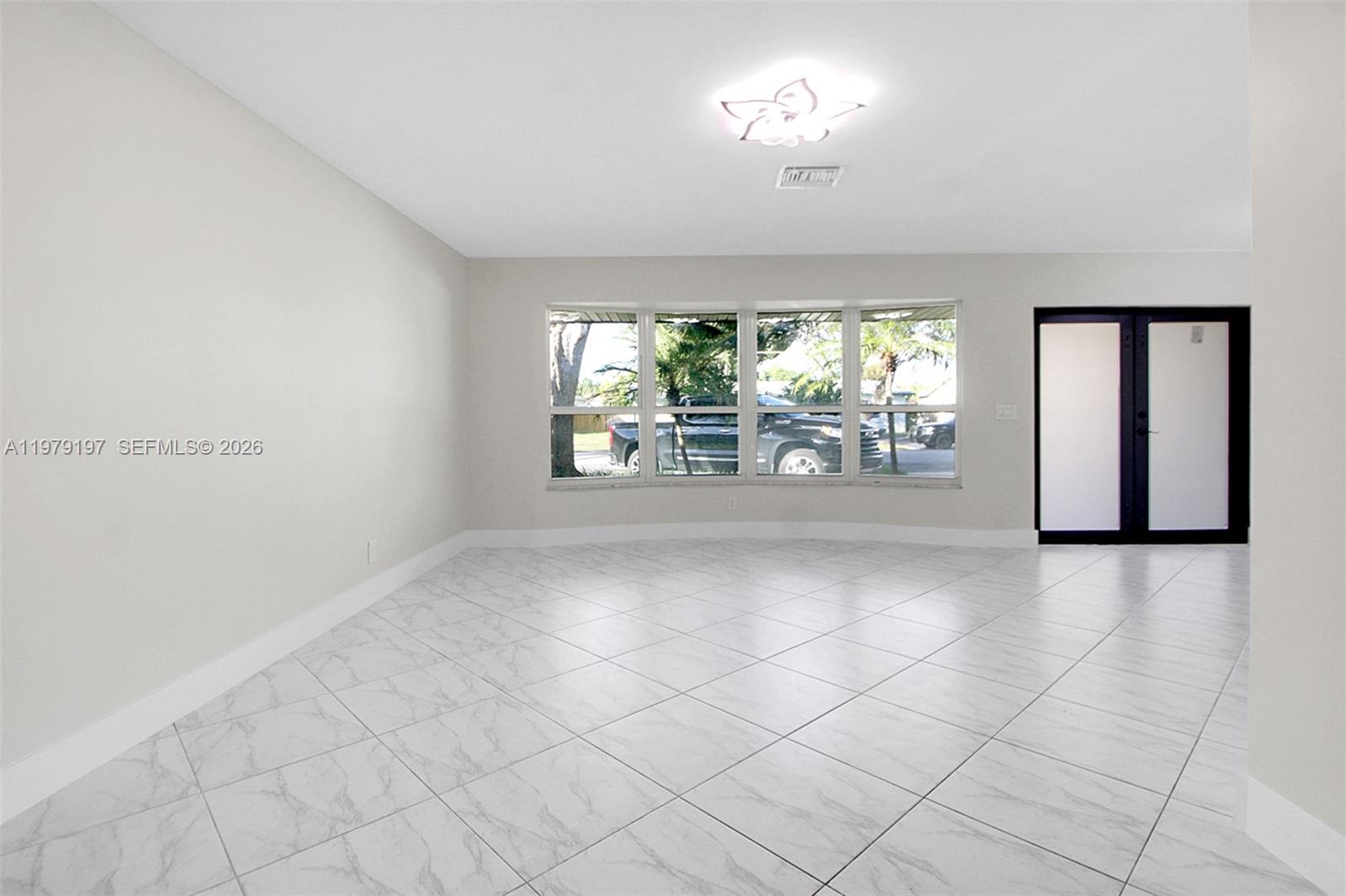 5300 Adams Street Hollywood, FL 33021 - Photo 10 of 36