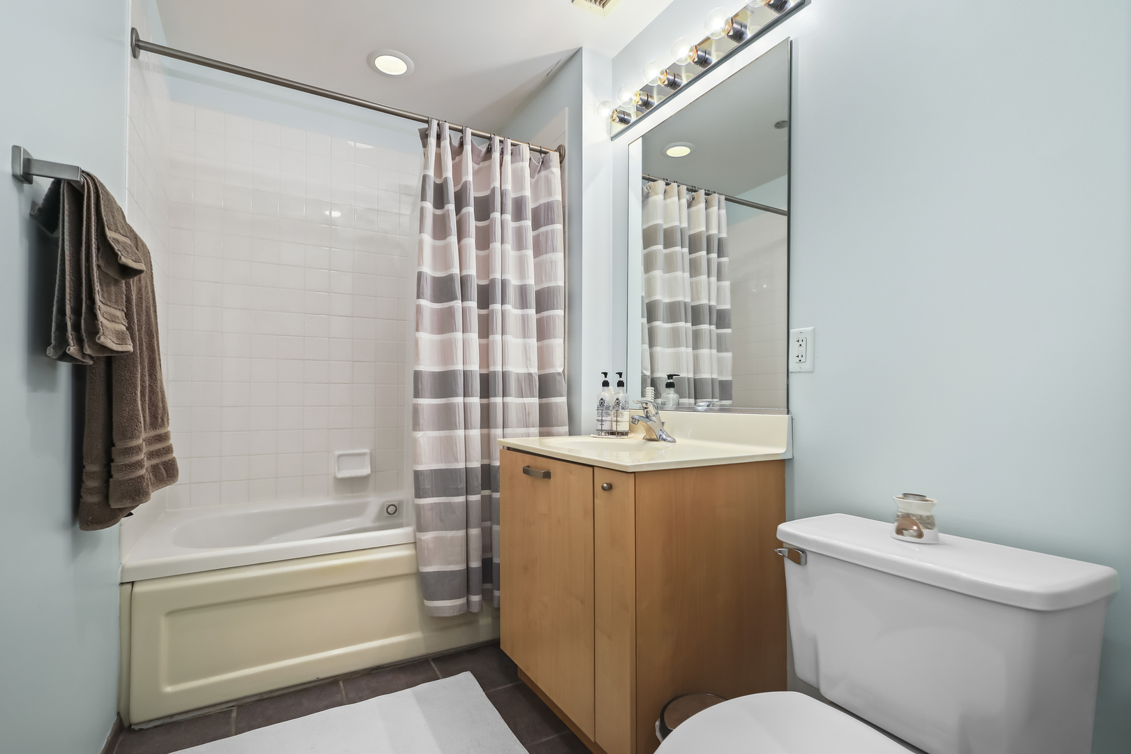 111 South Morgan Street, Unit 512 Chicago, IL 60607 - Photo 8 of 22