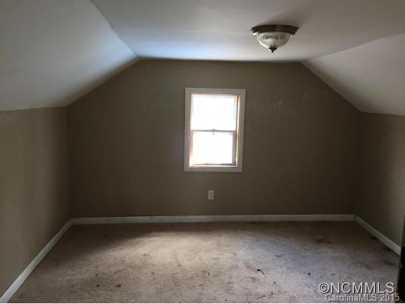 28 Lawson Ridge Road Leicester, NC 28748 - Photo 6 of 8 Gallery Image 6