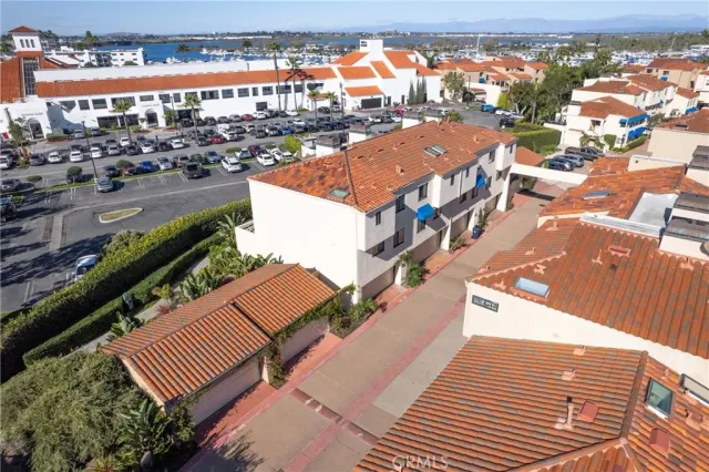 $1,030,000 | 16425 Martin Lane, Unit 241, Huntington Beach, CA 92649