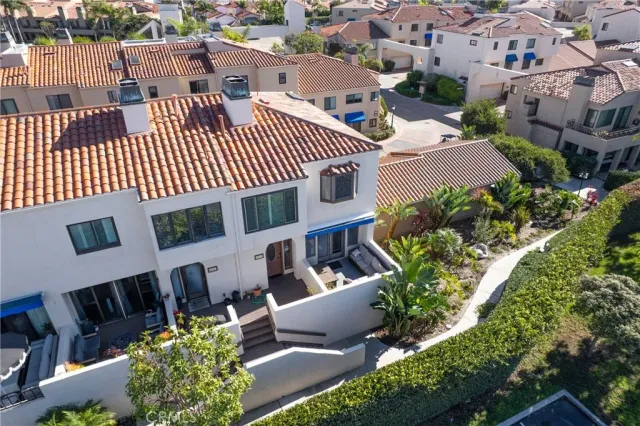 $1,030,000 | 16425 Martin Lane, Unit 241, Huntington Beach, CA 92649