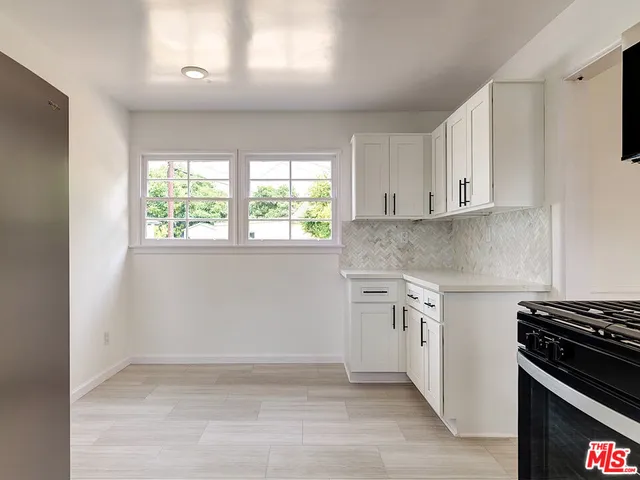 $6,999 | 7101 West 85th Street, Los Angeles, CA 90045