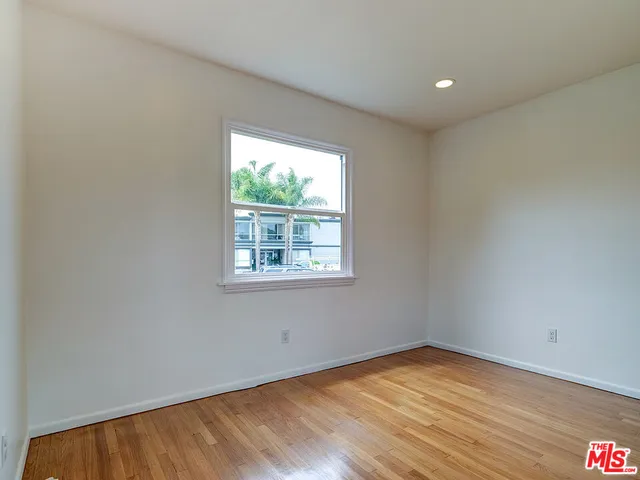 $6,999 | 7101 West 85th Street, Los Angeles, CA 90045