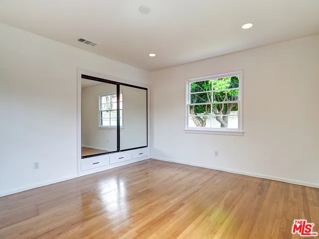 $6,999 | 7101 West 85th Street, Los Angeles, CA 90045