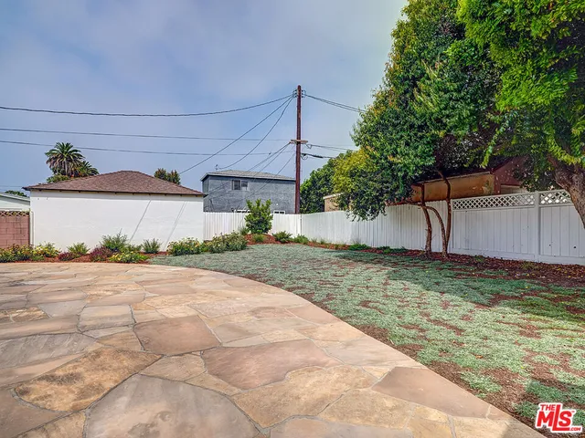 $6,999 | 7101 West 85th Street, Los Angeles, CA 90045