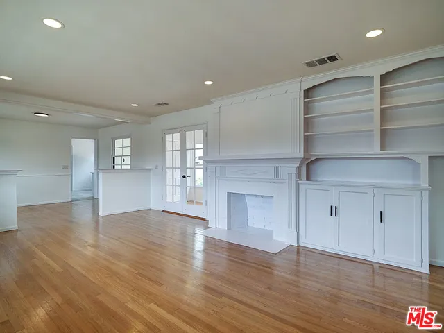 $6,999 | 7101 West 85th Street, Los Angeles, CA 90045