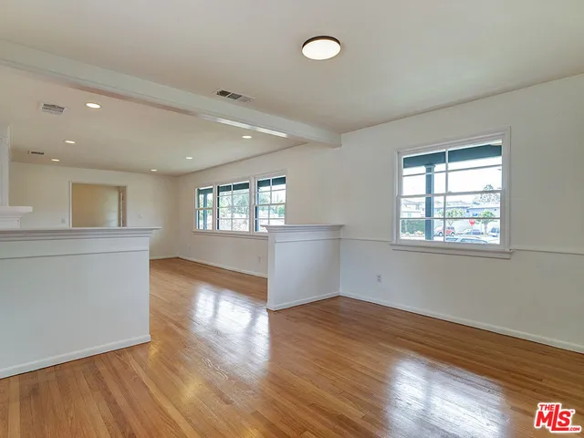 $6,999 | 7101 West 85th Street, Los Angeles, CA 90045