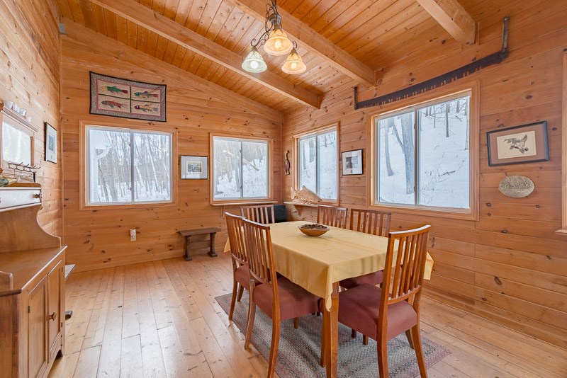 585 Wilcox Road Arlington, VT 05250 - Photo 19 of 22 Gallery Image 19