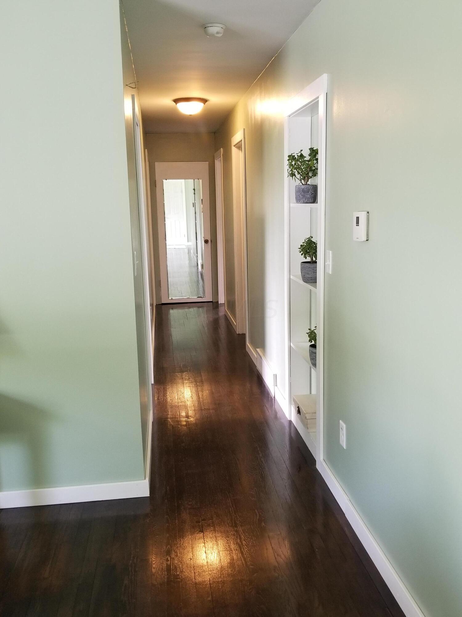 519 Lower Green Valley Road Mount Vernon, OH 43050 - Photo 18 of 37