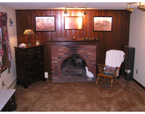 360 Marion Road Wareham, MA 02571 - Photo 3 of 11 Gallery Image 3