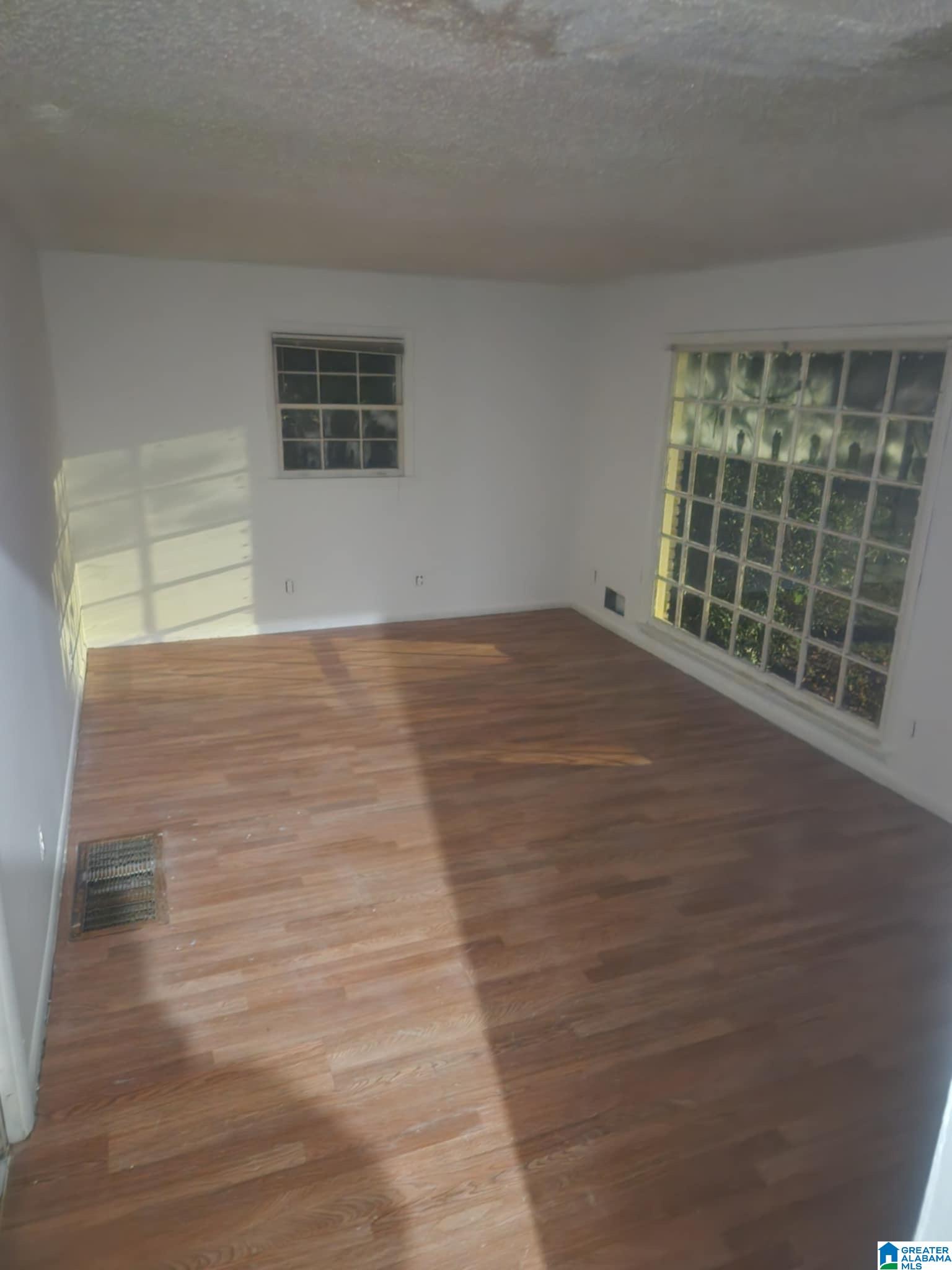 1024 Hagwood Road Birmingham, AL 35235 - Photo 7 of 13